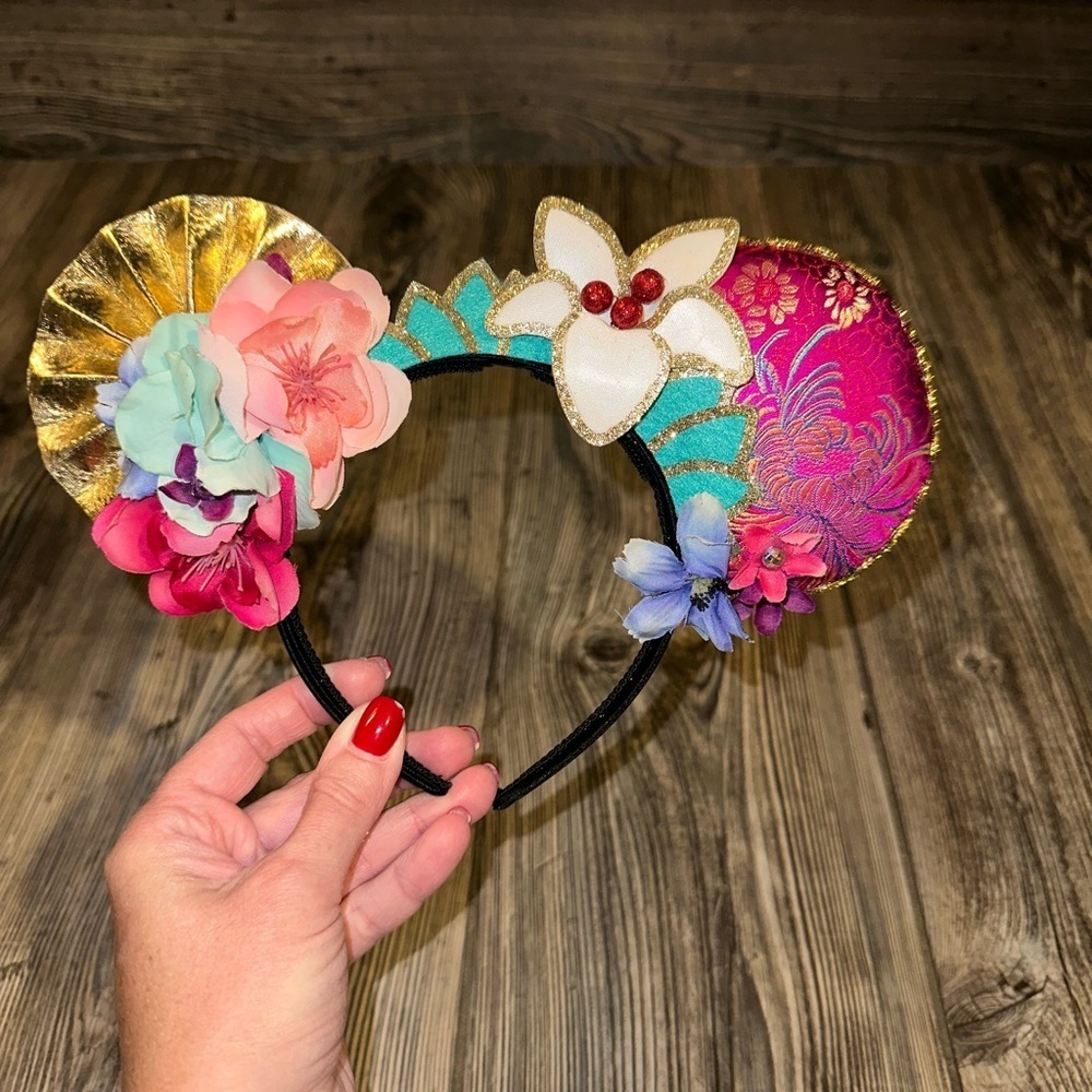 Disney Flower Floral Mickey Mouse Ears Handmade
Soft Comfortable Bounding